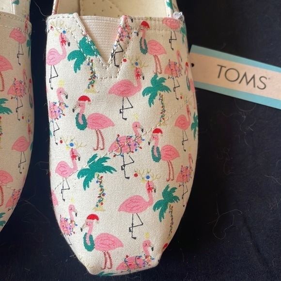 Brand New Toms Natural Holiday Flamingos Tropical Christmas Slip On Shoes Casual - Picture 4 of 15